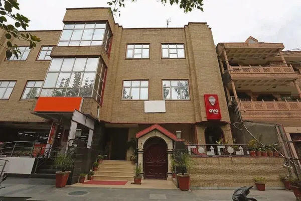 The Pelican Hotel, Vikaspuri, New Delhi