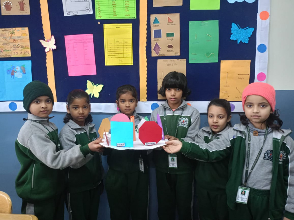 DWPS organized a educational activity centred around 3D shapes and fractions